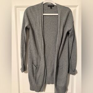 GAP Women’s  Crewneck Sweater in Light Gray